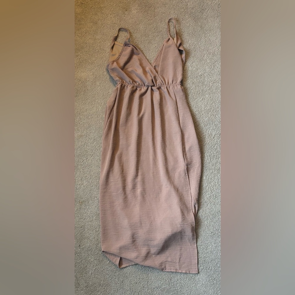 Elegant Tan Sleeveless Dress